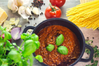 Sauce bolognaise : comment l’adapter pour les pâtes, lasagnes ou riz